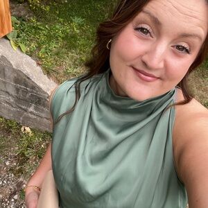 Meet your Posher, Amély